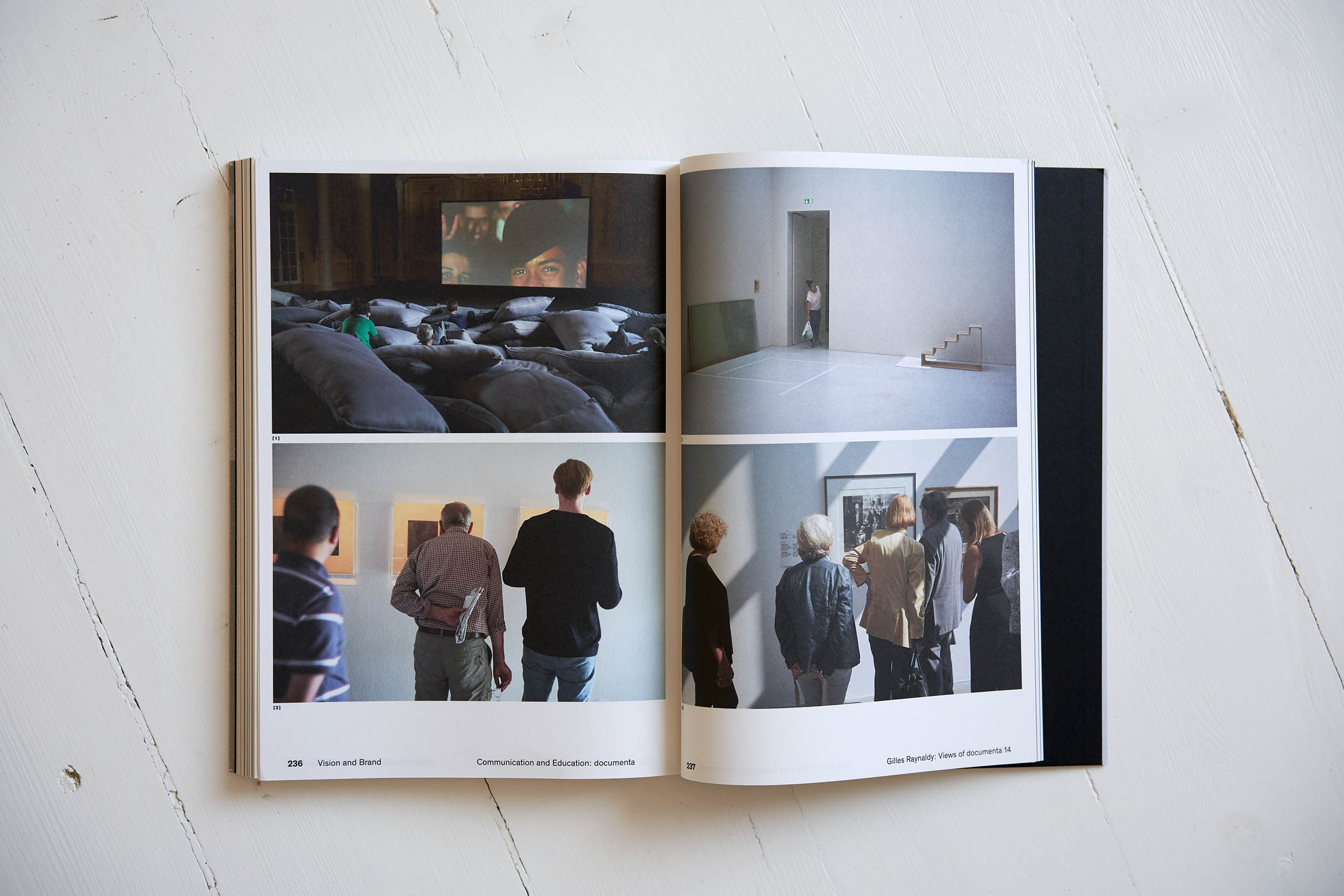 Catalogue d’exposition, Bauhaus / Documenta Vision and Brand, Spector Books, 2020 Curators: Philipp Oswalt and Daniel Tyradellis