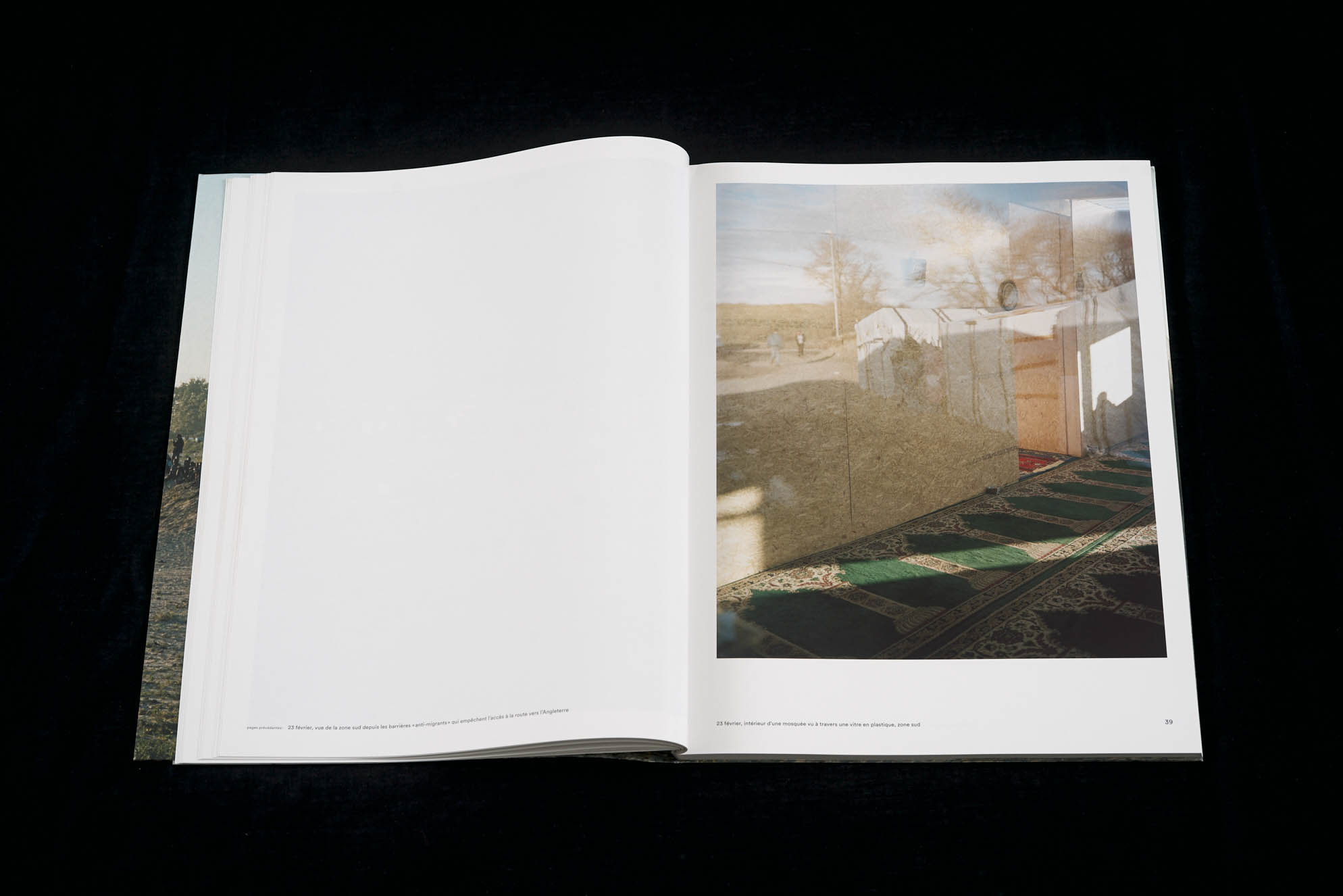Photographs : Gilles Raynaldy//Texts by Gilles Raynaldy, Marielle Macé, and Michel Agier//80 color and black & white photographs Format: 23.7 x 31 cm, 160 pages Softcover with dust jacket//Publisher: Le point du Jour (French version) SpectorBook (English version)