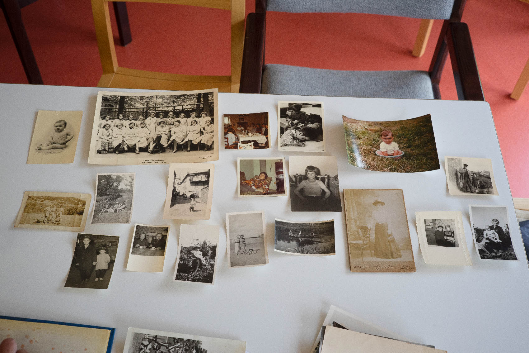 Family photographs brought in by Maryse // Cherbourg-en-Cotentin, 2019